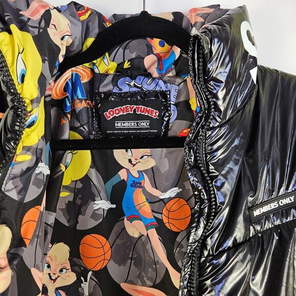 Members Only Space Jam Looney Tunes HiShine Black Puffer Jacket Large Lola Bunny - Picture 11 of 16